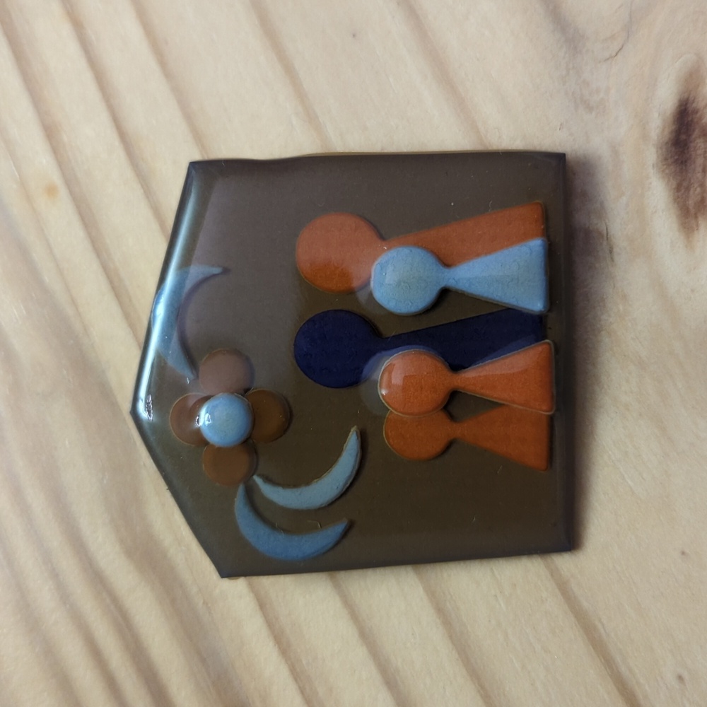 🤎 Lucinda People Pin Abstract Family Team Workplace Childcare Workers